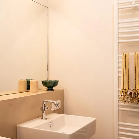 Zonnig & Funky Vlakbij Het *