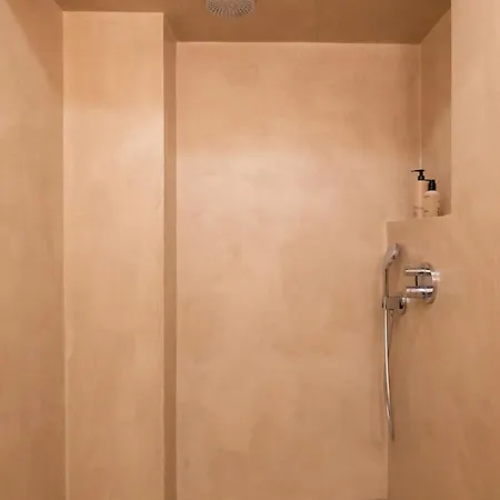 Zonnig & Funky Vlakbij Het Apartman *