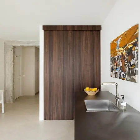 Zonnig & Funky Vlakbij Het *